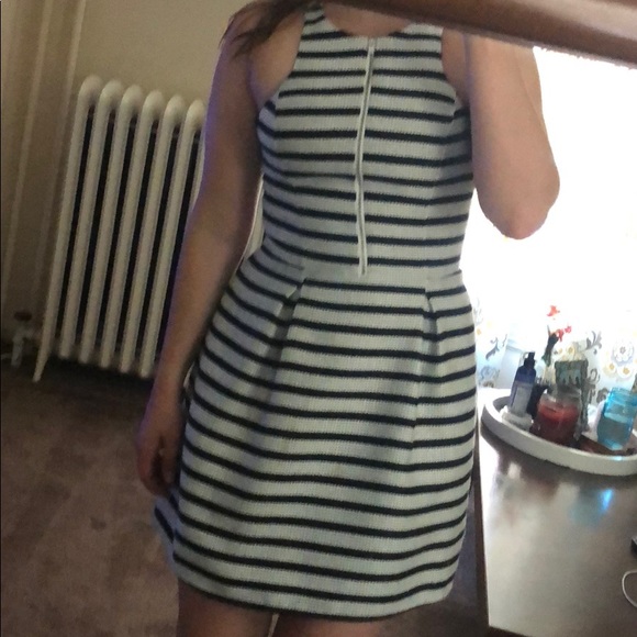 Stripped black and white knitted dress - Picture 6 of 6